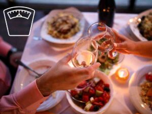 Cena fuori con brindisi