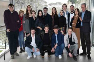 Cast Mare Fuori 5